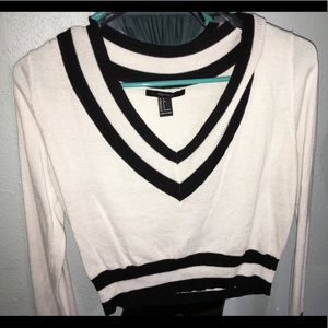Long sleeve crop top